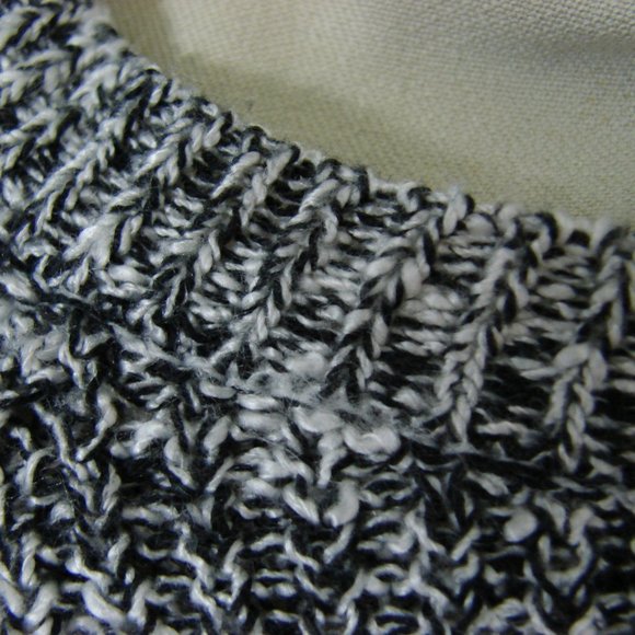 Black Ash Corset Sleeve Sweater Scoop Bottom - Picture 12 of 16